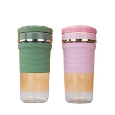 China Household Portable Blender, Cordless Mini Personal Blender Small Smoothie Blender for sale