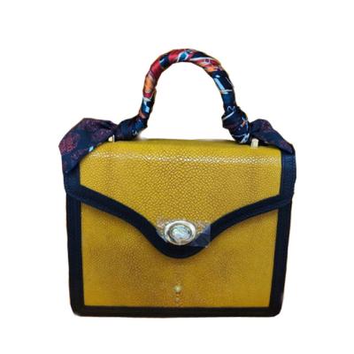 China Fashion Guangzhou Women's Custom Selling Luxury Genuine Leather Best Handbags For Women for sale