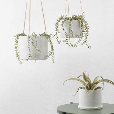 China Modern White Ceramic Indoor Hanging Flower Pots Planters Garden Wall Flower Pot for sale