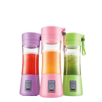 China 2021 Multifunctional Fruit Juicer Juicer Extractor Portable Usb Rechargeable Plastic Juicer Cup With Many Color for sale