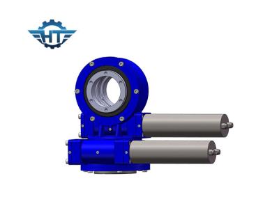 China Impulsión dual incluida del engranaje de la matanza de AXIS con el motor para seguir Sun verticalmente y horizontalmente en venta