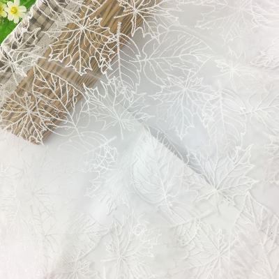 China New viable hot selling maple embroidery lace fabric/style mesh lace sheet for sale