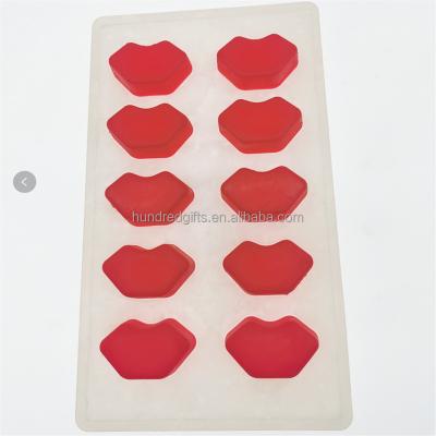 China Eco-Friendly Food Grade Honeycomb Shape Lip Shape Silicone Ice Cube Tray Mold With Lids for sale