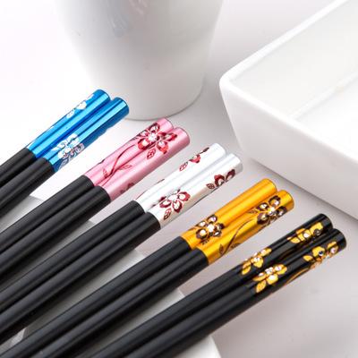 China Japanese Style Viable Blue Flowers Printed Hotel Gift Decorative Reusable Fiberglass Alloy Black Chopsticks for sale