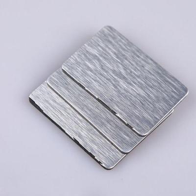 China Silver Brushed Aluminum Chapa de ACM with 4mm Panel Thickness and Anti-Static Function for sale