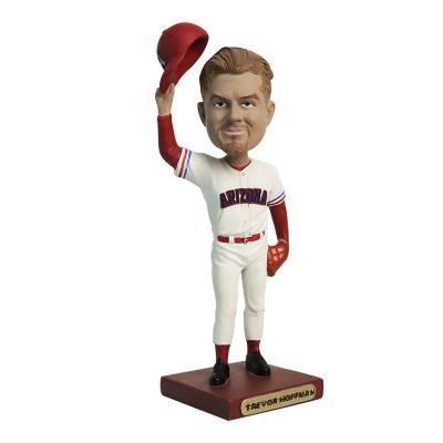 China Custom Resin Europe Opens Figurine Statue Baseball Bobblehead for sale