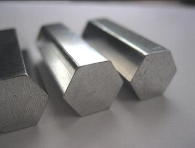 China De vliegtuigen sorteren van de het Aluminium Ronde Bar van 2024 het Aluminium Hexagon Bar met Betere Sterkte meer dan de Legering van 2011 en van 2017 Te koop