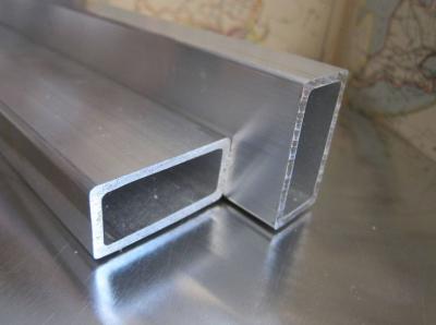 China 6063 T5 Aluminum Square Pipe 90 Degree Bendable Aluminium Square Box Tube for sale