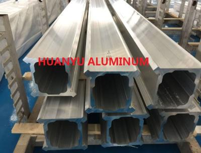 Chine Les profils en aluminium d'extrusion d'installations de perceuse de la poutre DTH d'alimentation fraisent la finition à vendre