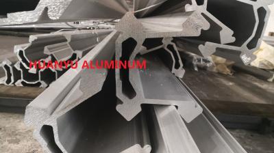 China La roca 7001 perfora los perfiles sacados de aluminio para la desviación longitudinal en venta