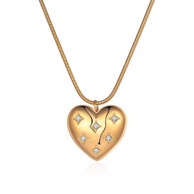 China Not Rust Not Fade Love Heart Pendant With Cubic Zirconia Necklace Gold Chain For Women Men for sale