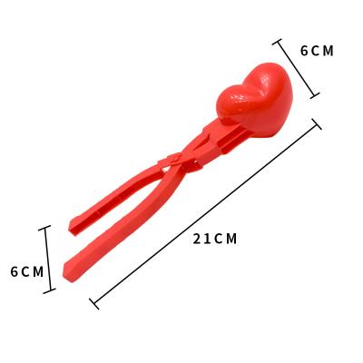 China Manual Fixing Snowball Toss Clip Love Heart Shaped Snow Toys Kids Play With Snow Toys Snowball Toss Clip Love Snow Mold for sale