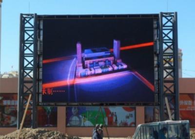 Chine Grand SMD 3 en 1 panneau d'affichage de Digital LED de rue, affichage à LED 7500cd de matrice de points de P10MM à vendre