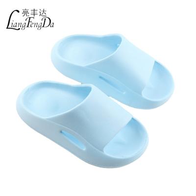 China Other New Fashion Summer Children's Casual Sandals EVA Home Bathroom Children Slippers Flip Flops For Boy Girls for sale