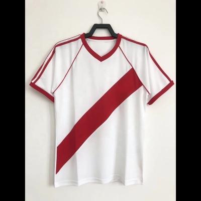 China Sets Wholesale Retro Retro Team T-shirts Football Shirts Classic Kit Men's and Women's Club long-sleeved football shirts for sale