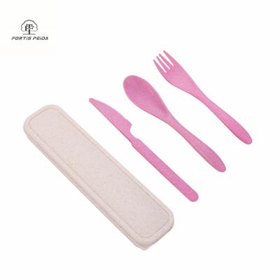 China Home Biodegradable Bulk Disposable Wheat Straw Tableware FTNatural Wheat Spoon /Fork/Knife Straw Tableware Hotel Restaurant Wedding Gift for sale