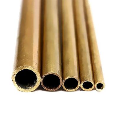 Cina ASTM C11000 Metric Brass Tubing 5.8m 6m Customized Thick Wall Copper Pipe in vendita