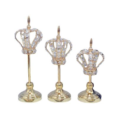 China European Style Home Decoration Crown Crystal Candle Pendant Wedding Props Metal Home Decoration Plated Iron Handmade Candlestick for sale