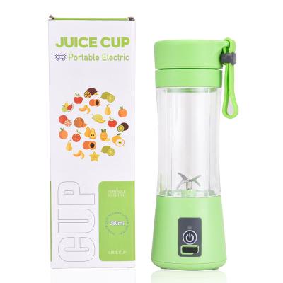 China Portable Mini Colorful Blender Gift Easy Handling Plastic Juicer Cup With Lid Fruit Blender USB Squeezer for sale