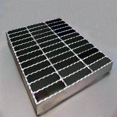 China Plain Weave Steel Grating Steel Galvanized 32*5mm Safety Walkway Steel Grating 32*3mm for sale