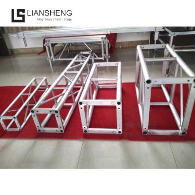 China Aluminum Alloy 6061-T6 Aluminum Frame Lighting Truss Roof System Structure Display for sale