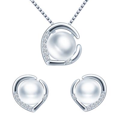 China Nickel Free 925 Sterling Silver Necklace Stud Earrings Pearl Set Pearl Jewelry Set for sale