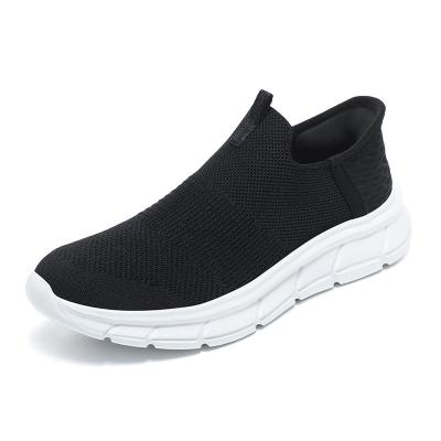 China 2023 Wholesale Sports Shoes Slip On Black Fly Cushioning Knitted Sneakers for sale