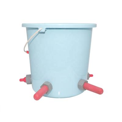 Cina Calf milking nipple sheep milk bucket with nipple lamb milk bucket with nipple in vendita