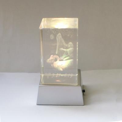 China Wholesales silver color plastic white lights led base battery light bottle display stand for sale