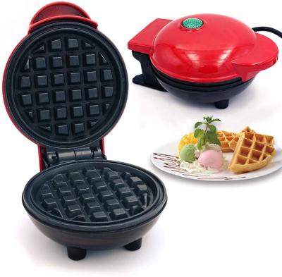 China Adjustable Thermostat Easy To Clean Non Stick Surfaces 4 Inch Portable Electric Mini Waffle Maker Personal Round Griddle for sale