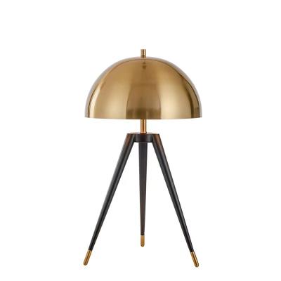 China Creative American Nordic Modern Minimalist Room Lamp Art Hotel Room Decoration Bedroom Table Lamp Bedside Pattern Lamps for sale