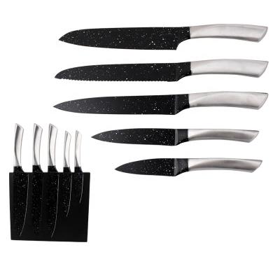 China Sustainable 5 Pcs Swiss Lines Kitchen Knife Set Magnetic Wooden Block Knife Block Set for sale