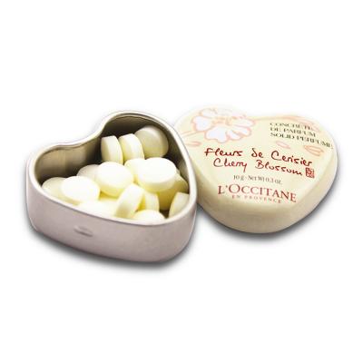 China Mint Mini Small Package Wedding Tin Heart Shaped Candy Tin Packaging Box For Sale for sale