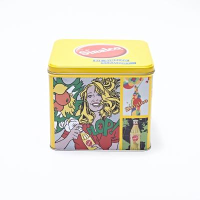 China Recycled Materials OEM Hot Sales Big Size Storage Metal Tin Box Christmas Cookies Gift Cans for sale