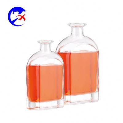 China 500ml 700ml Beverage Whiskey Bottle Glass Vodka Bottle Glass Liquor Bottle for sale