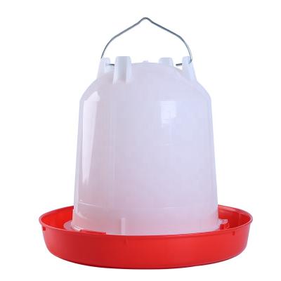 China Farms 11L Large Poultry Drinker Waterer For Chicken for sale