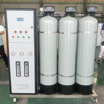 China Eco - Friendly Industrial Salt Water Purified Borehole Water Treatment System Reverse Osmosis Equipment for sale