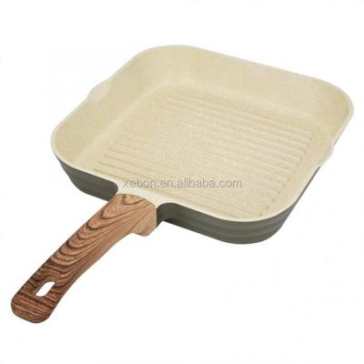 China Durable Cast Aluminum Grill Pan Non-Stick Coating Square Frying Pan With Wooden Handle for sale