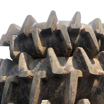 China Factory USED TIRE 16.9-30 ARMOR BRAND TRACTOR TIRES Agricultural Machinery Tractors for sale