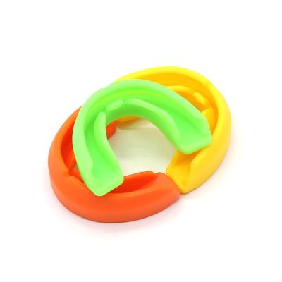 China Muttahida Majlis-e-Amal Muaythai Kick Boxing Forming Professional Sports Silicone Mouth Guard Mma Mouth Guard Martial Arts Mouthguard Factory Price for sale