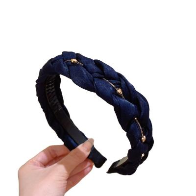 China Decoration Mesh Cloth Hair Circle Love Chain Fried Dough Twists Braid Circle Senator Fairy Temperament Hair Clip Knitting Headdress for sale