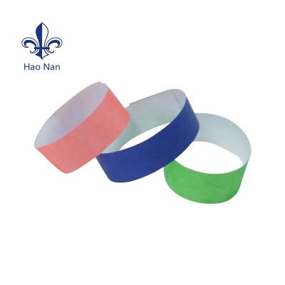 China Wholesale Customized Festival Logo Printing Cheap Waterproof Customized Tyvek Wristbands For Events for sale