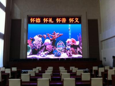 China Farbenreicher LED Innenschirm 4K, Anzeige der hohen Auflösung 5mm LED-1R1G1B zu verkaufen