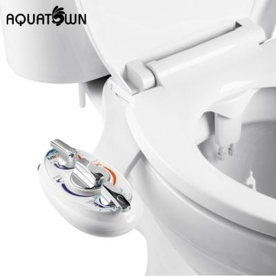 China Water Temperature Adjustment Hot And Cold Water Bidet Non-electric Mechanical Toilet Seat For Bathroom for sale