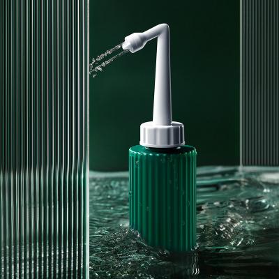 China Retractable Travel Spout Bathroom Master Postpartum Perineal Cleaning Portable Bidet for sale