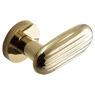 China Pvd Modern Gold Luxury Short Interior Wooden Door Handles And Lock Zinc Alloy Door Handle for sale