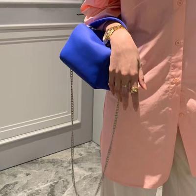 China High Quality Tofu Small Square Messenger Shoulder Bag Chain Square Bag China Factory Custom Made High Quality Tofu Women Handbag for sale