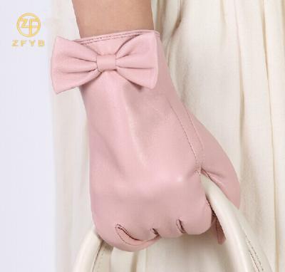 China Pink Plain Nappa Winter Leather Girls Leather Gloves With Bow for sale