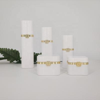 China BEAUTY PACKAGING Cream Jar Luxury Square Acrylic Airless Lotion Pump Bottle Pump Shape Shake Top Bottle for sale