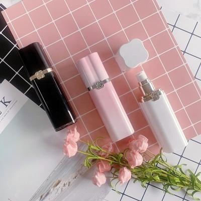 China New Arrival Skin Care Cream Square Shape Luxury Cosmetic Lotion Pump Bottle And Square Cream Jar Set for sale